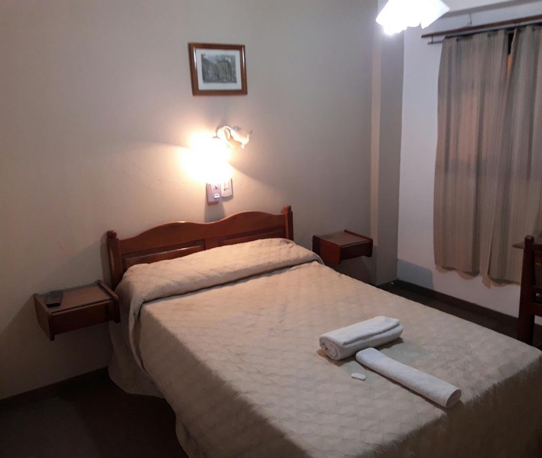 Hotel Daives 特尔马斯德里奥翁多 外观 照片